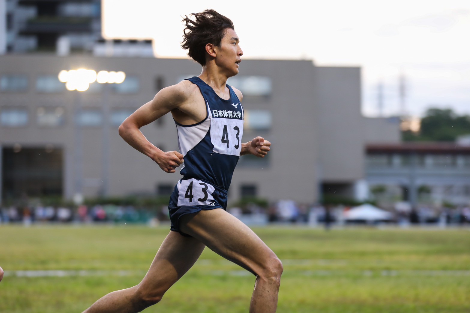 二村昇太朗の陸上競技の写真 - レース中の様子
